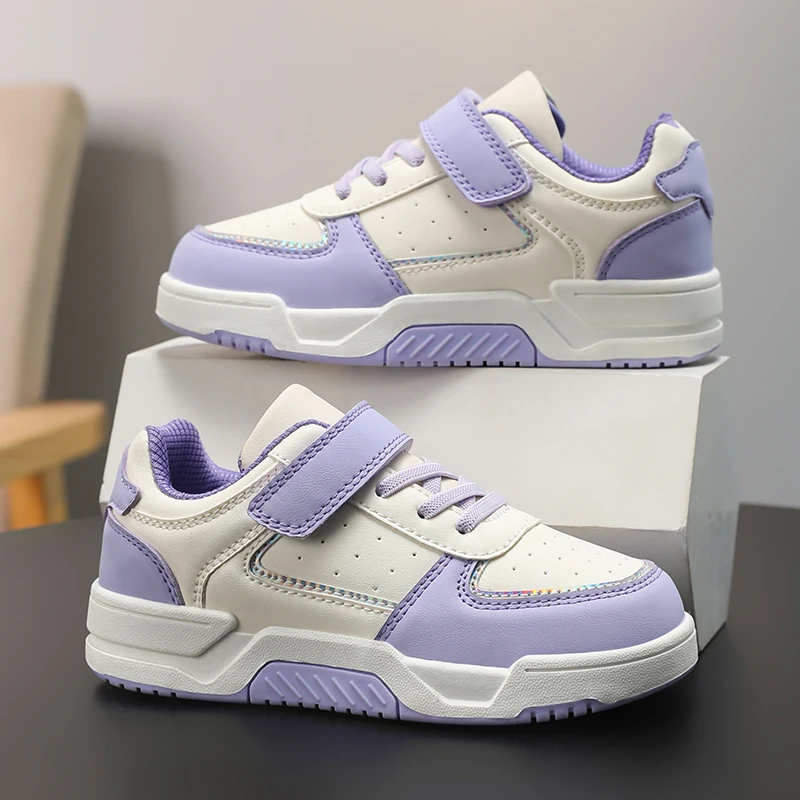 

A pair of children's four-season leather low-top sports shoes, soft and comfortable sneakers, sizes 28-38，TNM-828