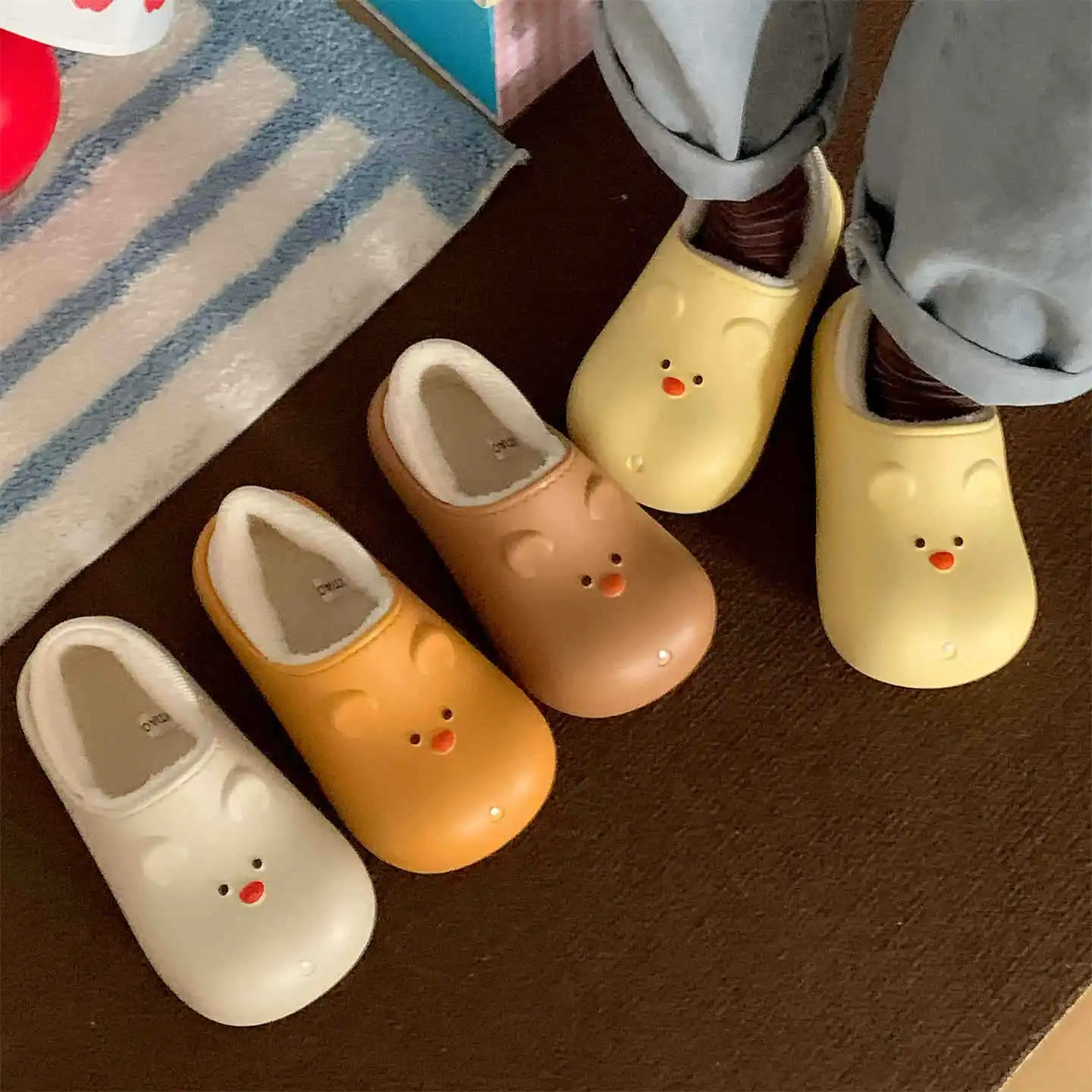 

Women's Winter Cotton Slippers Student Style Bedroom Suede Warm Fleece EVA Slippers Non-Slip Flat Sole