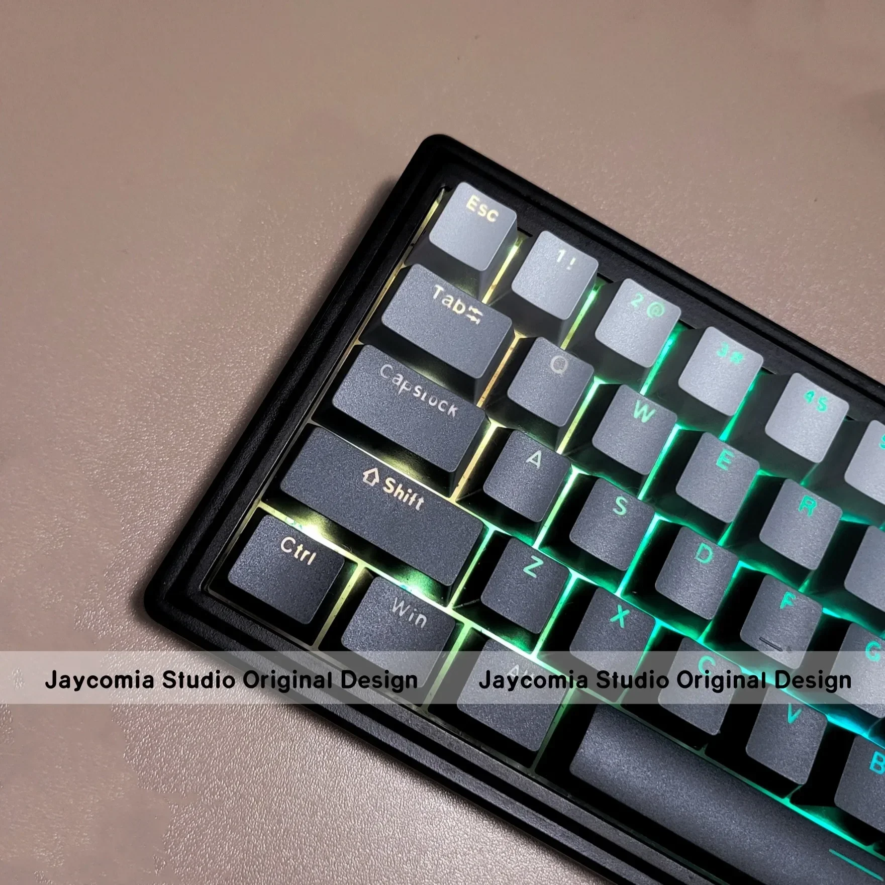 Mudança gradual de caracteres transmissivos gravados keycap engrossado pbt moldagem por injeção de duas cores keycap caixa conjunto completo