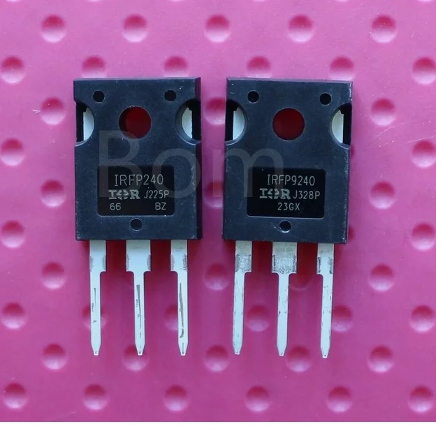 IRFP9240: Recensione e Valutazione del Transistore MOSFET per Applicazioni Industriali