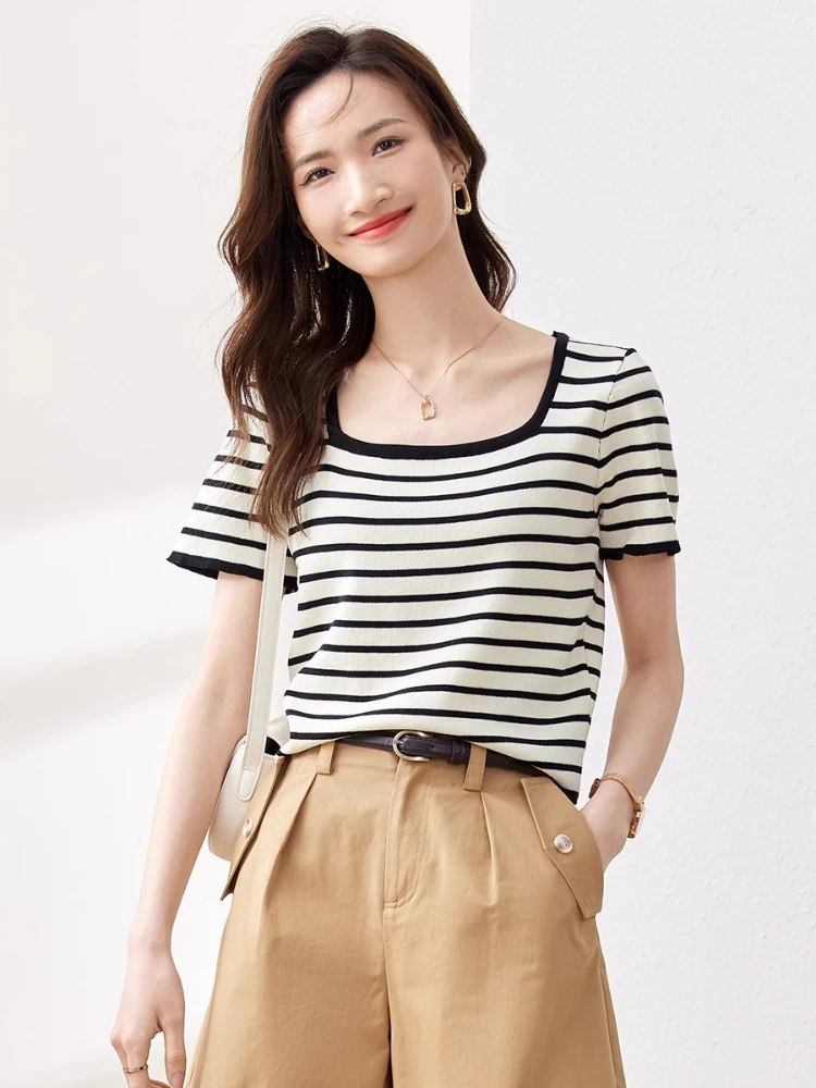 

Sentubila Elegant Knitted Sweater Women's 2025 New Autumn Striped Design U-neck Short-sleeved Pullovers Contrast Color W32H48255