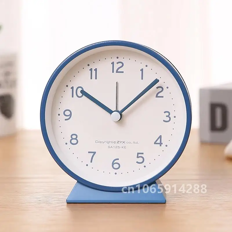 Fashion Desktop Table Clock Simple Solid Color Student Bedroom Bass Night Light Cute 3 Inches Alarm Clocks Children Gift Home