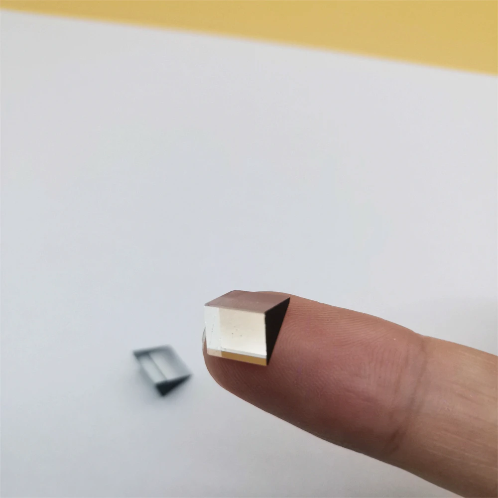 10PCS Damaged Right Angle Prism Optical Glass Blacked Reflecting Triangular Prisms Optics Light Science Optical Experiment Tools