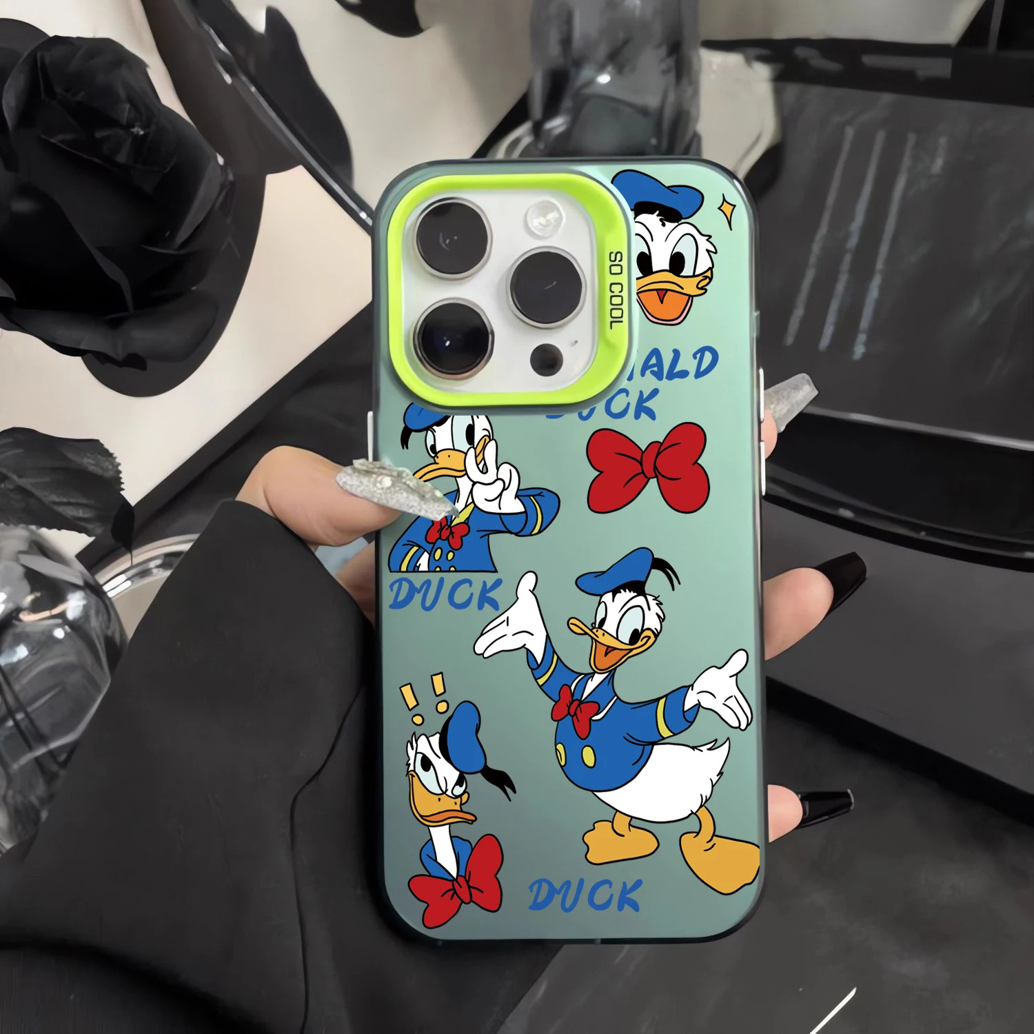 Disney Donald Daisy Duck Phone Case For iPhone 15 14 13 12 11 Pro Max X XR XSMAX 8 7 Plus Candy Matte Shockproof Back Cover