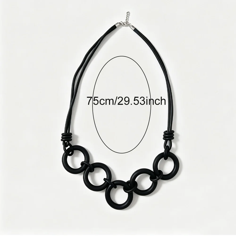 UKEBAY Minimalistische Halskette mit Kreisanhänger aus Gummi für Damen, Gothic-Schmuck, leichtes Modeaccessoire, Geschenk, Halskette für den täglichen Gebrauch – Detail 4