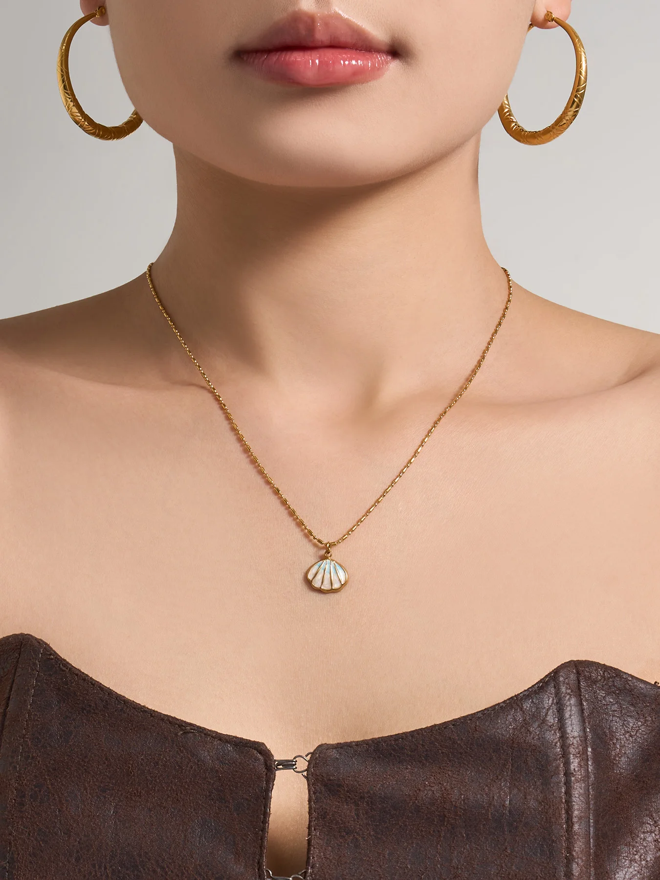 Ferris Wheel Ocean Style Scallop Pendant Women's Necklaces Stainless Steel Waterproof Charm Choker for Women Banquet Jewelry