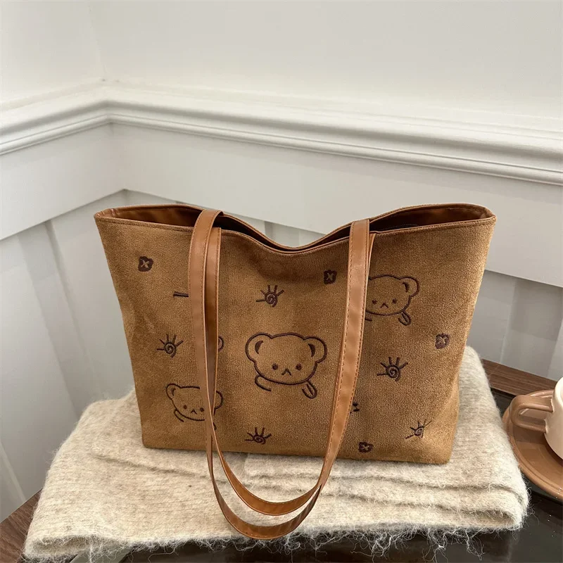 Commuter embroidery cartoon shoulder large capacity tote shoulder bag