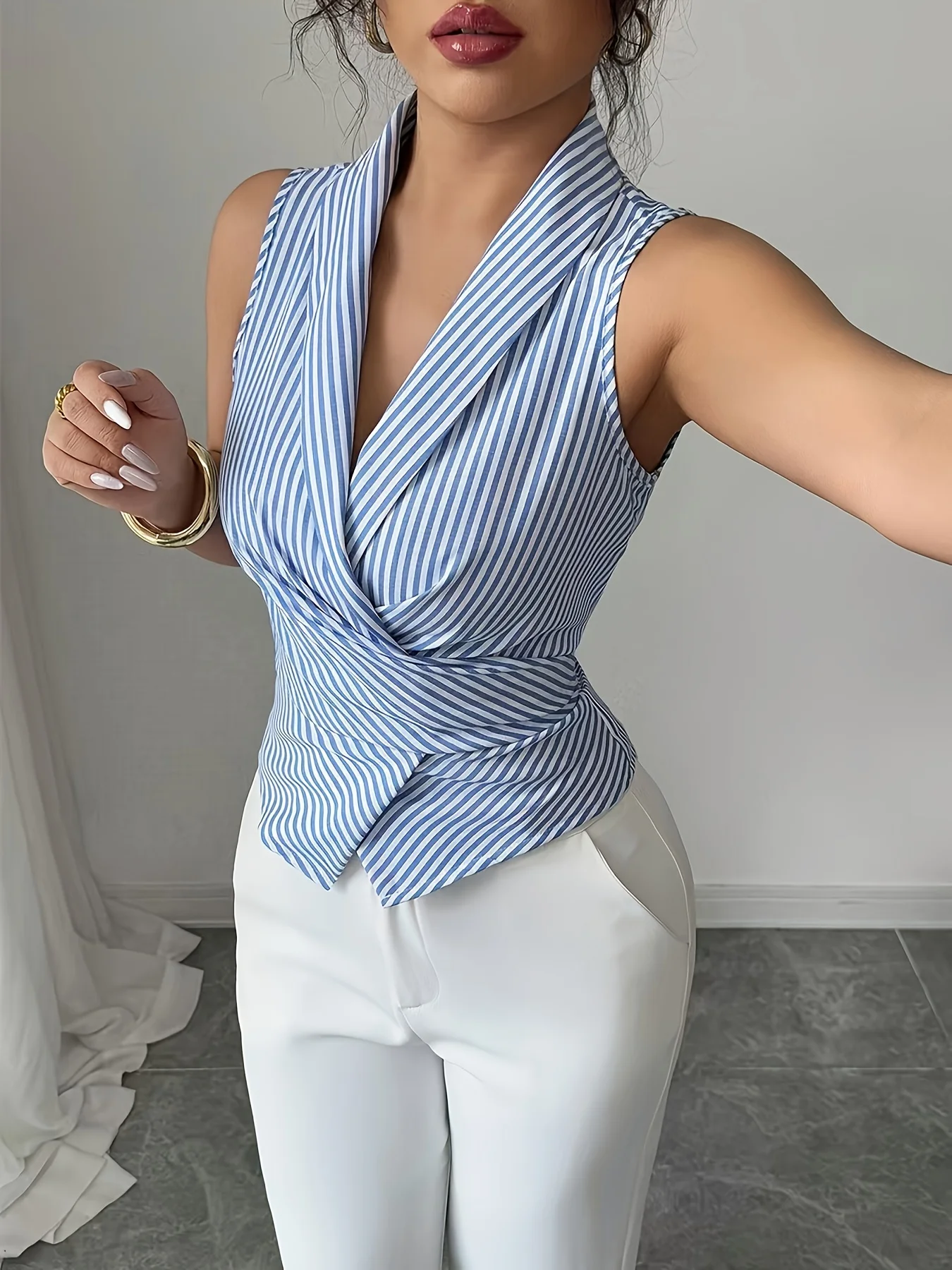 

2026 summer new striped sleeveless shirt strap waist slim vest shirt women's clothing