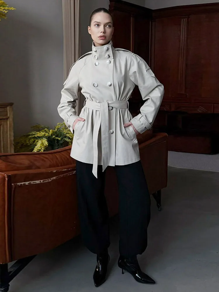 Stehkragen Doppelreihiger Kurzer Trenchcoat mit Gürtel für Damen, Street-Style mit Epauletten, Langarm, Einfarbig, Locker Geschnittene Jacke, Neue Damen-Oberbekleidung – Detail 1