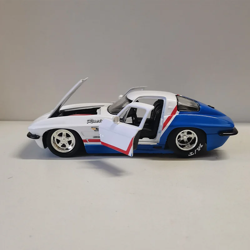 جادا 1:24 مقياس سبيكة 1963 كورفيت ستينغراي العضلات دييكاست لعبة صغيرة سيارة محاكاة النموذج الكلاسيكي المقتنيات عرض تذكارية #5