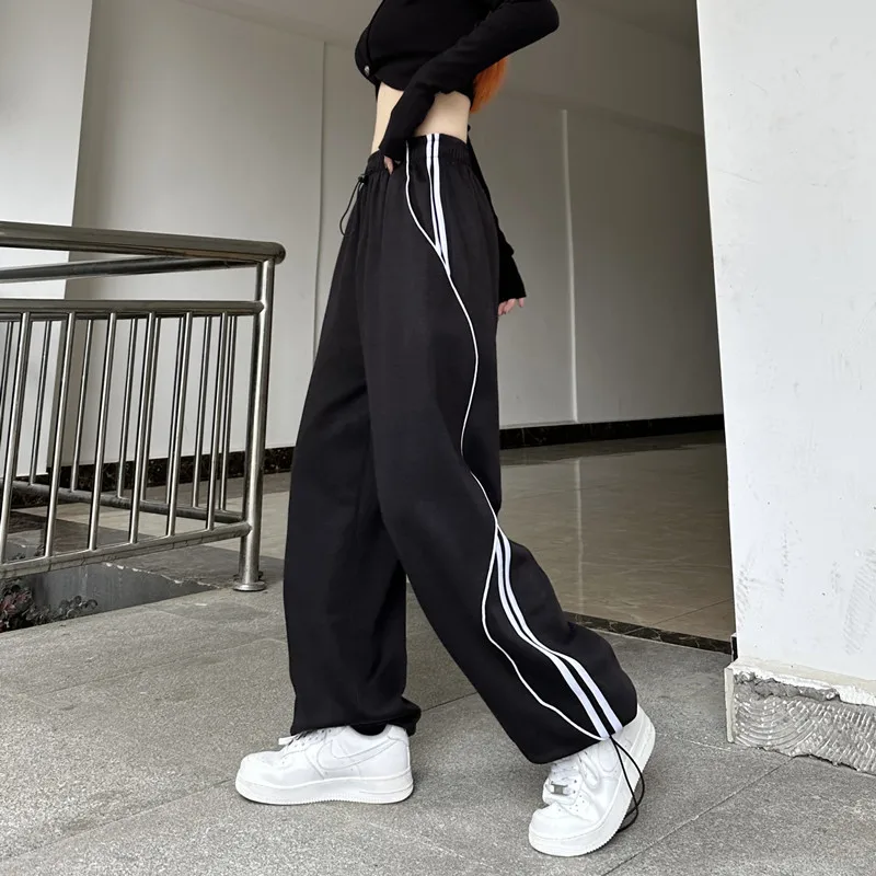 

Women Black Cargo Pants Streetwear High Waist Wide Leg Pants Y2K Style Vintage Female 2024 Autumn Stripe Straight Trousers