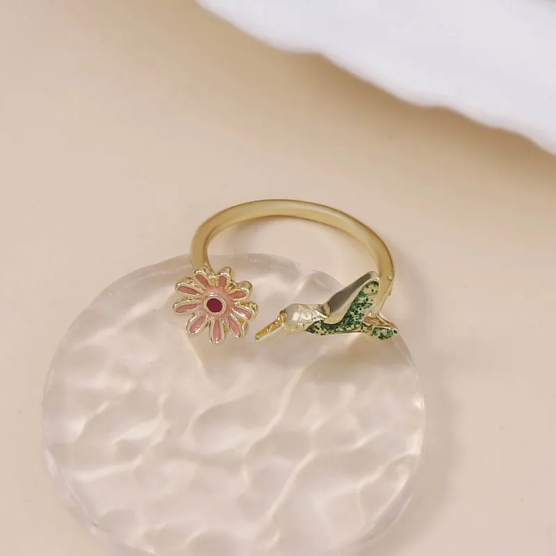 

Fashion Personality Retro Unique Creative Design Sense Copper Micro-inlaid Zircon Flower and Bird Open Ring Female