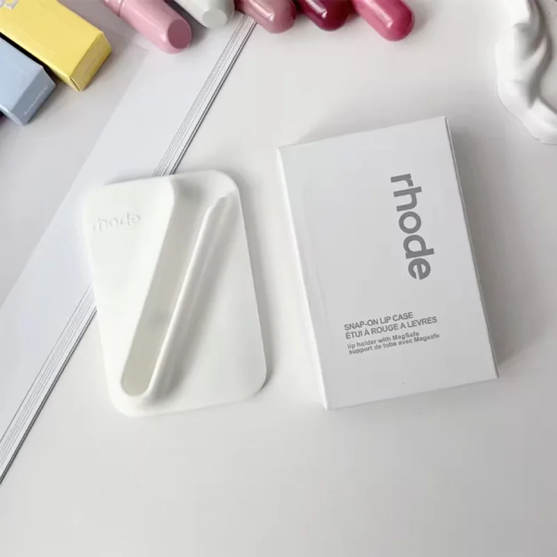 Hot-Trend Lipgloss met magnetisch achterontwerp, siliconen telefoonhouder, stabiele bevestiging voor eenvoudig en handig dagelijks gebruik.