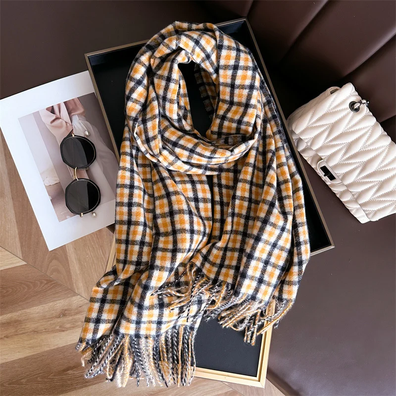 2024 Fashion New Classic Cashmere Plaid Warm Shawl Winter Versatile Tassel Women Scarf Pashmina Wrap Neckerchief