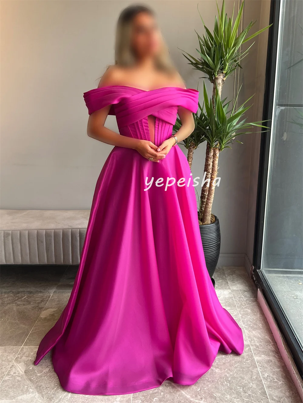 Abiti lunghi personalizzati con pieghe drappeggiate a trapezio con spalle scoperte Abiti da cerimonia su misura Squisiti sexy di alta qualità