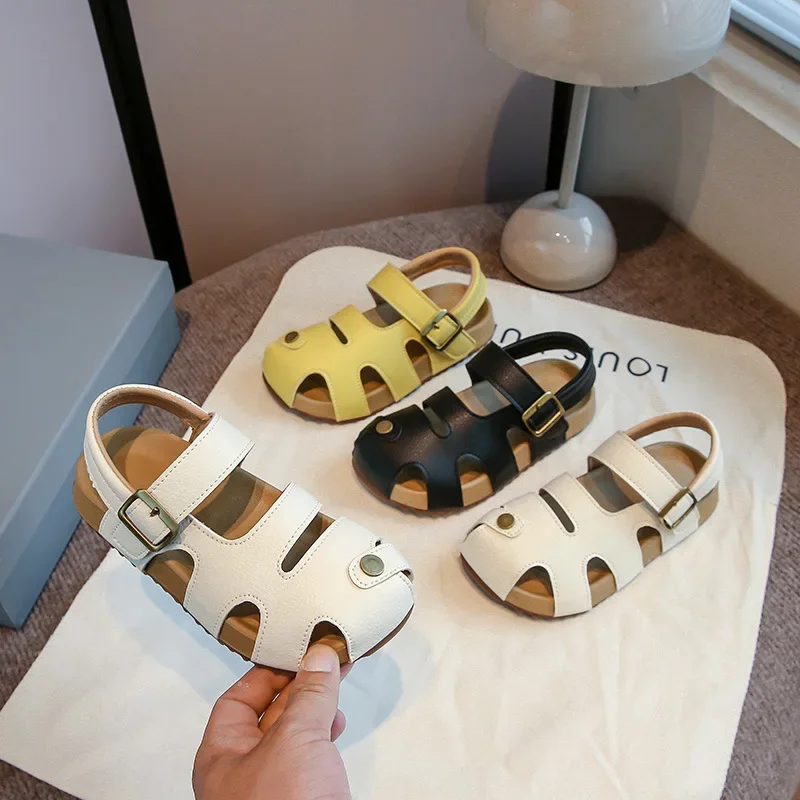

2025 Summer New Girls Platform Sandals Hollow-out Trend Kids Fashion Beach Solid Color Anti-kick Children's School Sandals