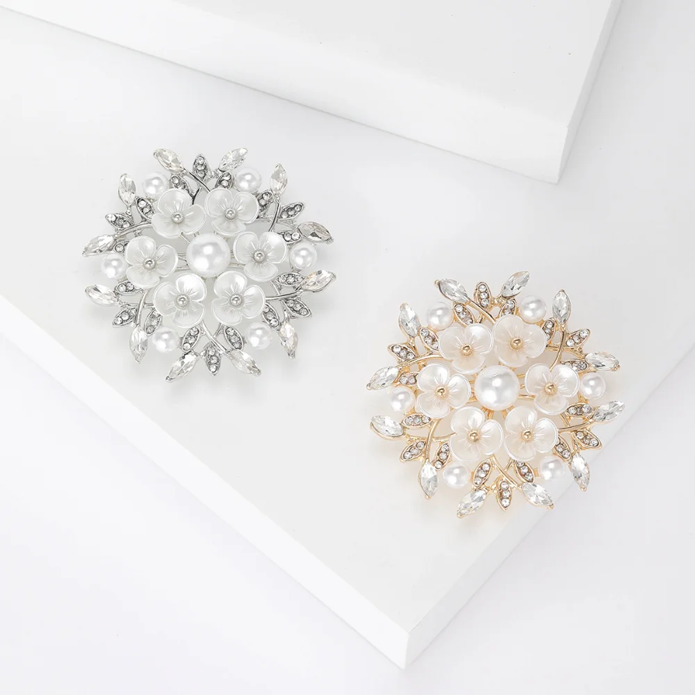 Elegant Pearl Flower Brooch Crystal Inlaid Pin Gold Silver Tone Women Wedding Bridal Suit Lapel Badge Clothing Ornament