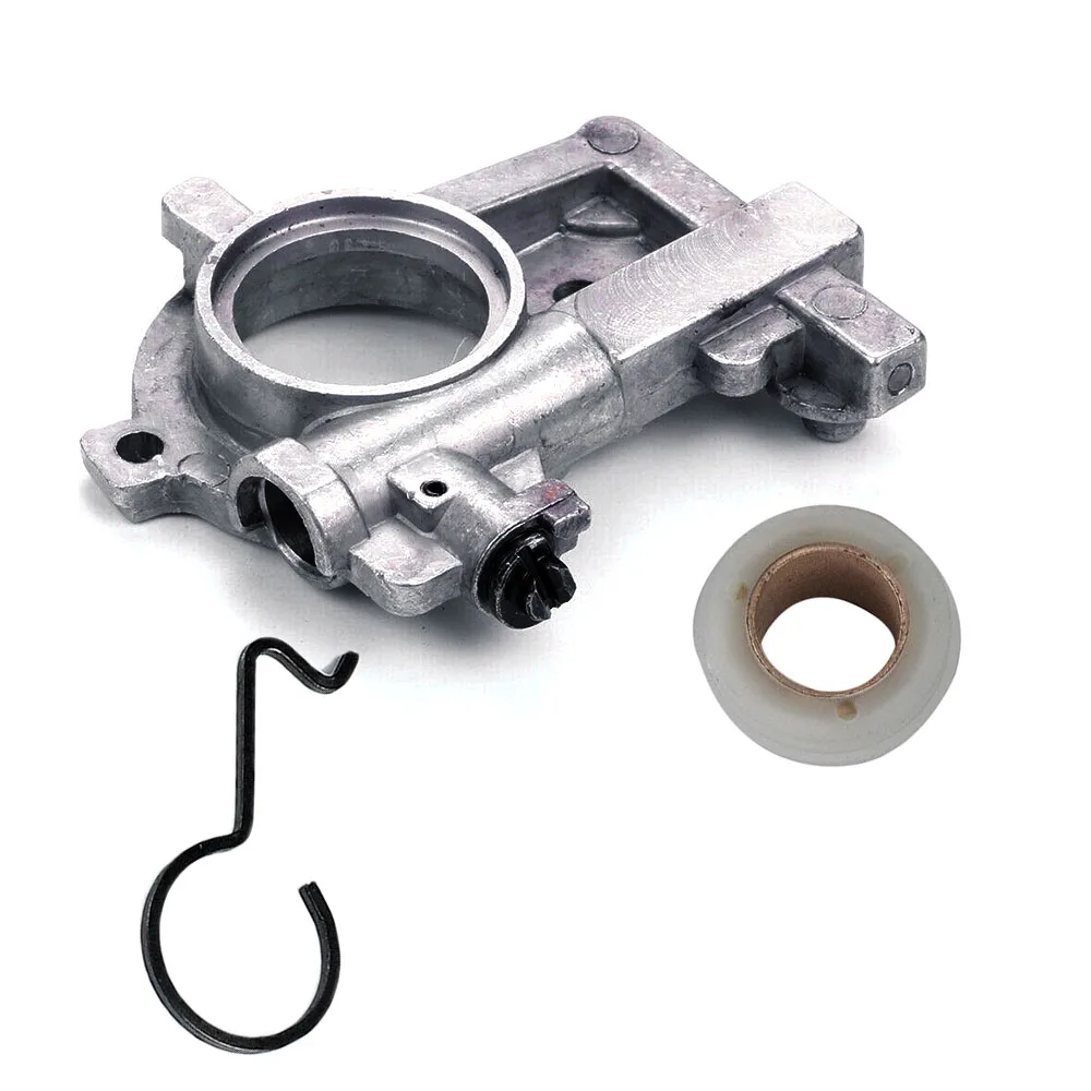Kit oliatore pompa olio di ricambio per parti di oliatura con molla a vite senza fine adatta per motoseghe modello 066 MS650 e MS660