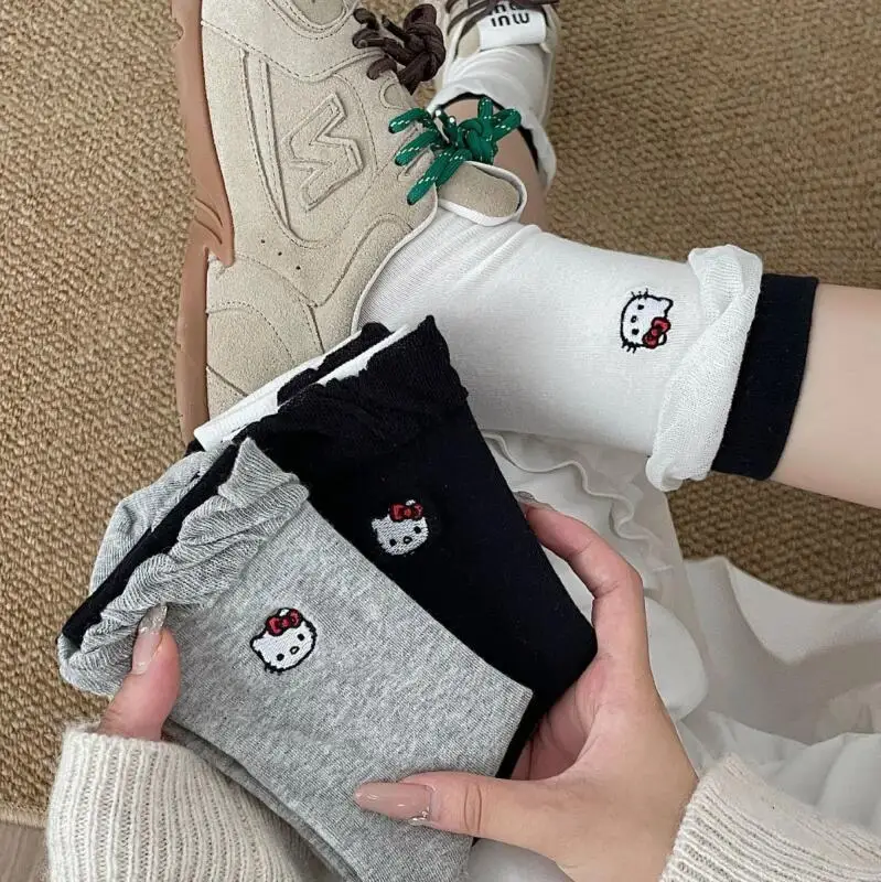 

Носки средней длины с героями мультфильмов «Hello Kitty», милые носки для девочек, многофункциональная обувь, мягкий и удобный подарок для девочек
