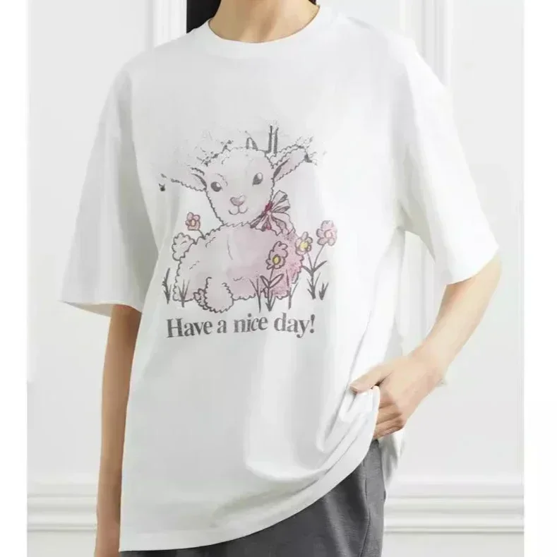 Unique Mountain Goat Print Cotton T-Shirt for Women with Short Sleeves and Casual Round Neck Design