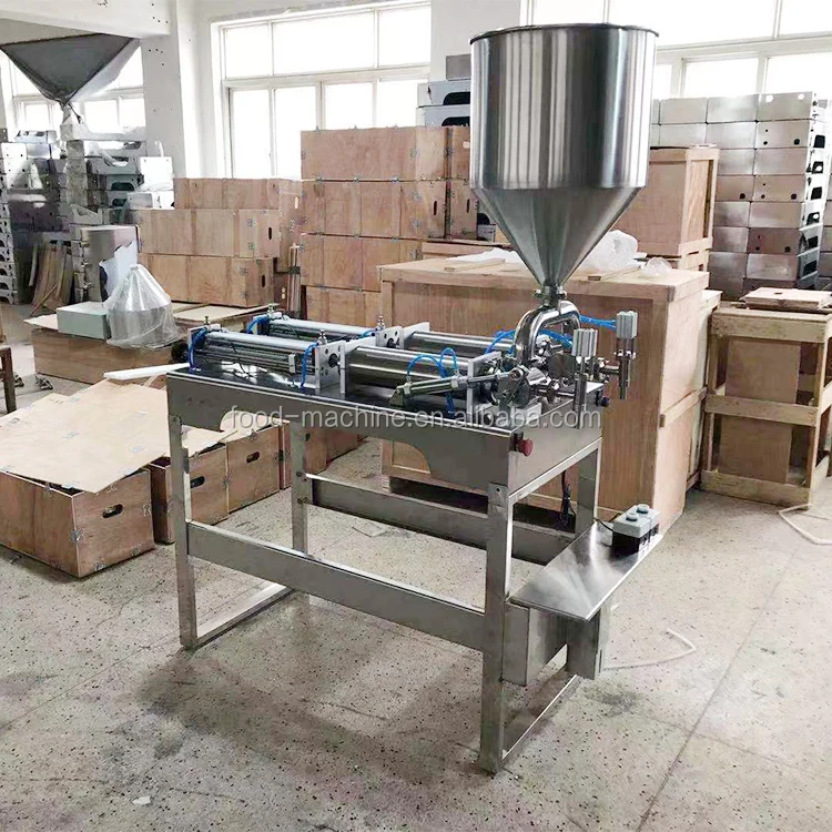 شبه التلقائي فوهة مزدوجة الهوائية الطماطم الغذاء مستحضرات التجميل السائل آلة تعبئة المربى