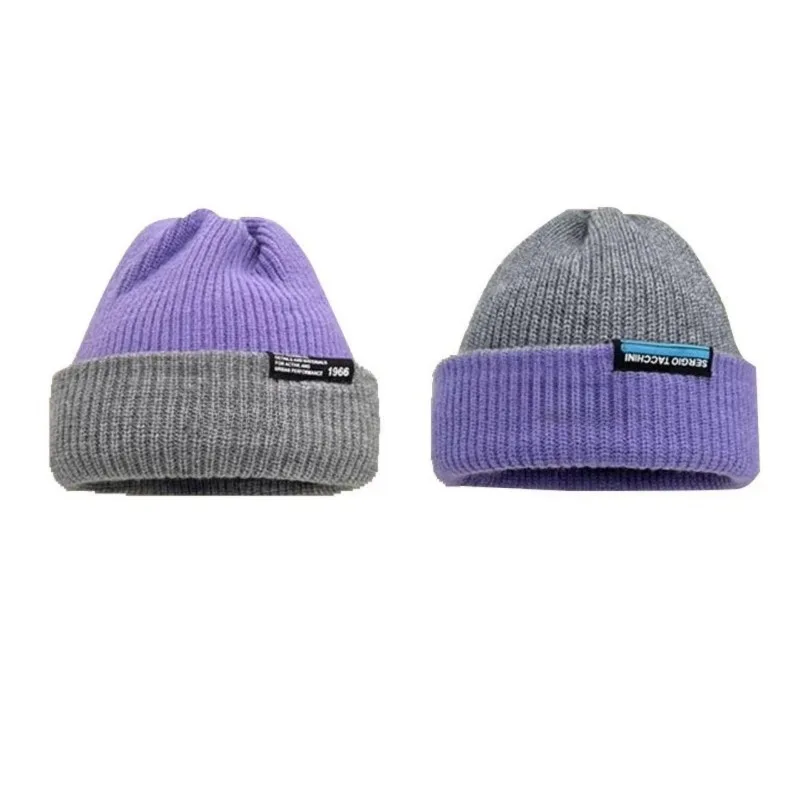 Cappello caldo invernale in filato lavorato a maglia con etichetta a nastro impiombato per uomo e donna, cappello di marca versatile casual e alla moda