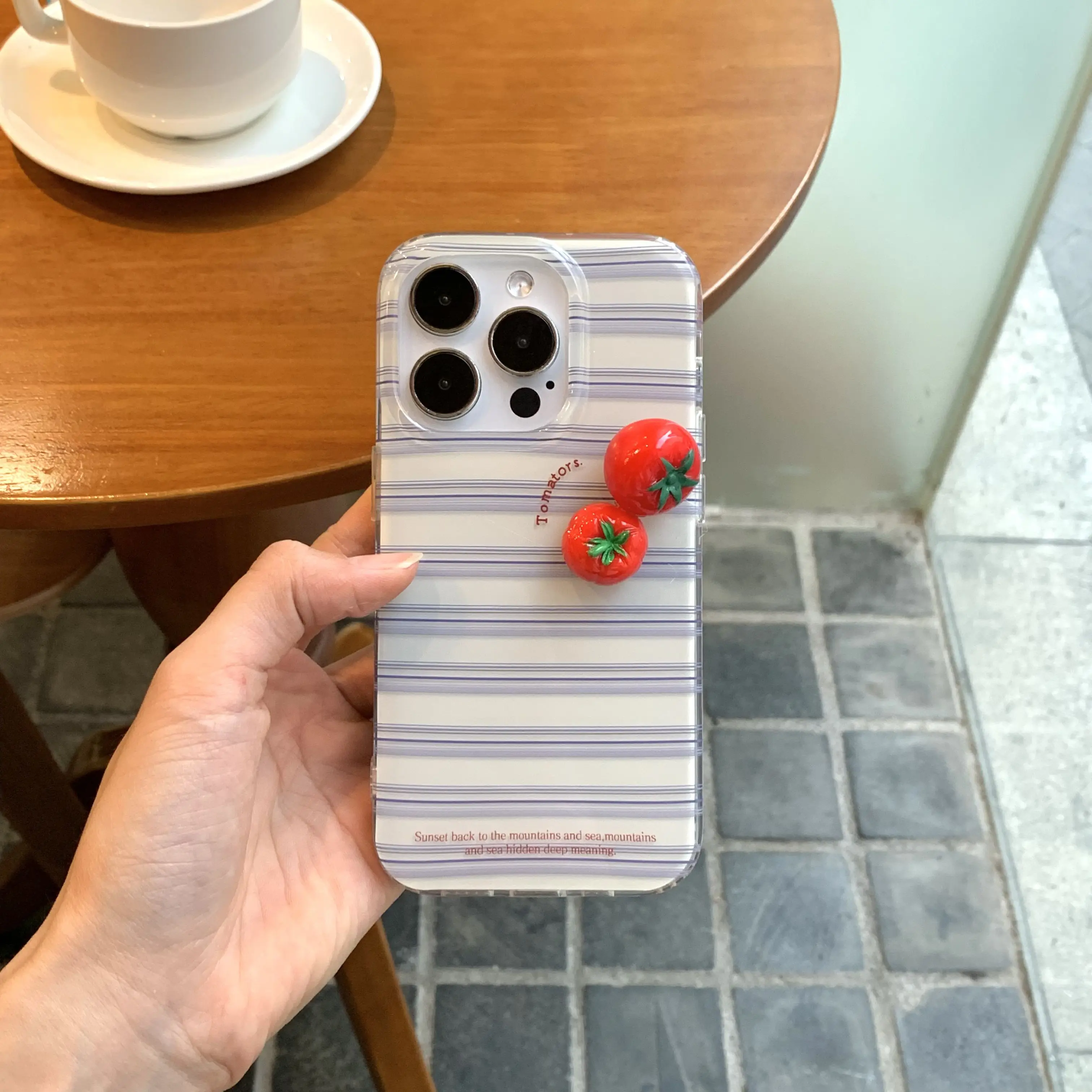 

Simple Blue Lines Stereoscopic Cute Red Tomato With Pendant Shock Proof Phone Cover Case for iPhone 16 15 14 13 Pro Max