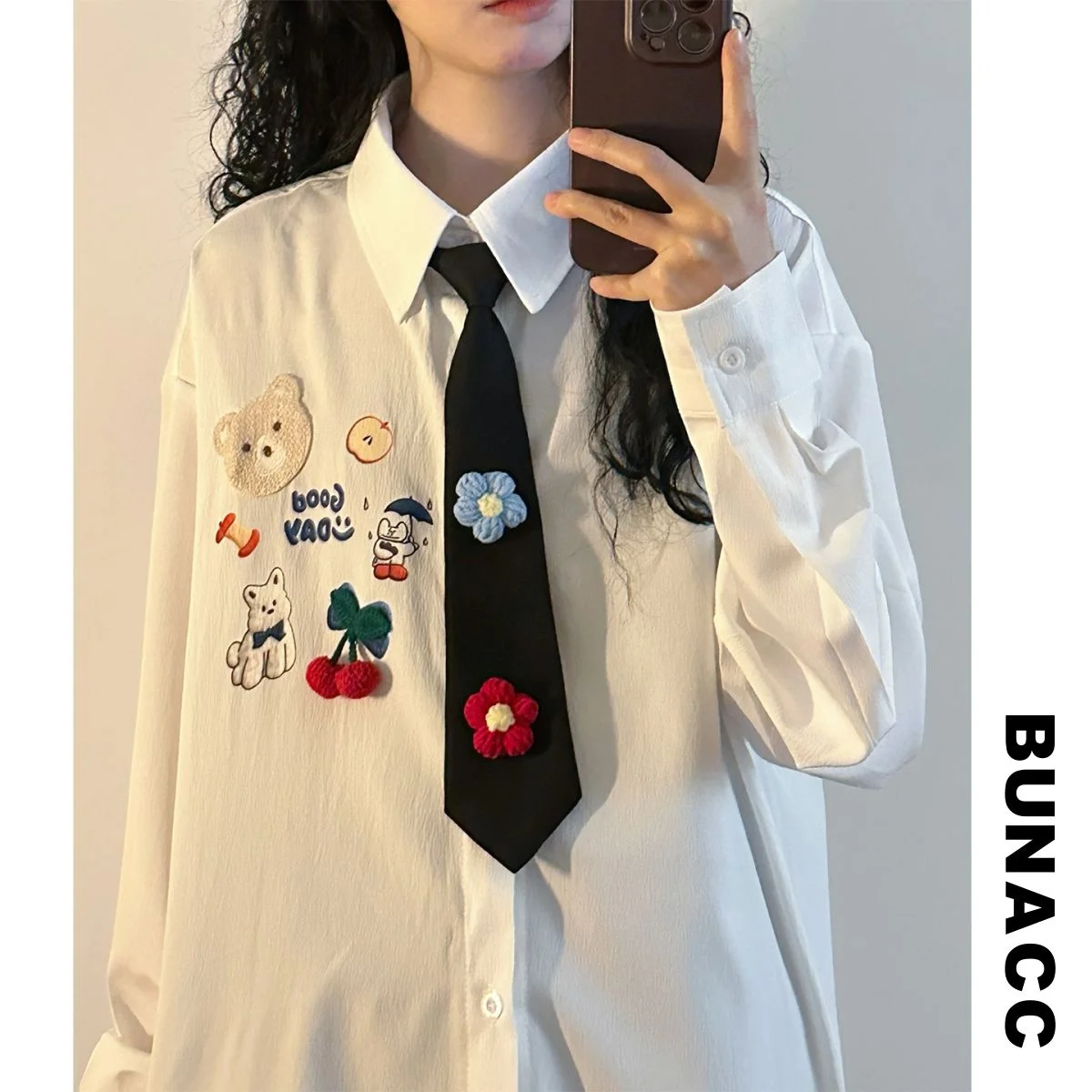 

Retro American Sle Long Sve irt with Embroidered Flower Tie for Men And Women Spring 2026 Casual Ne Design