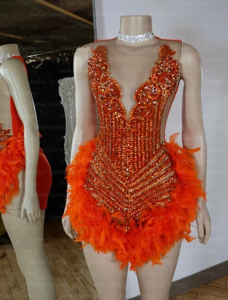 풍부한 오렌지 비즈 크리스탈 홈커밍 드레스 짧은 프롬 드레스 흑인 소녀들을 위한 라인스톤 생일 파티 가운 깃털 맞춤 제작