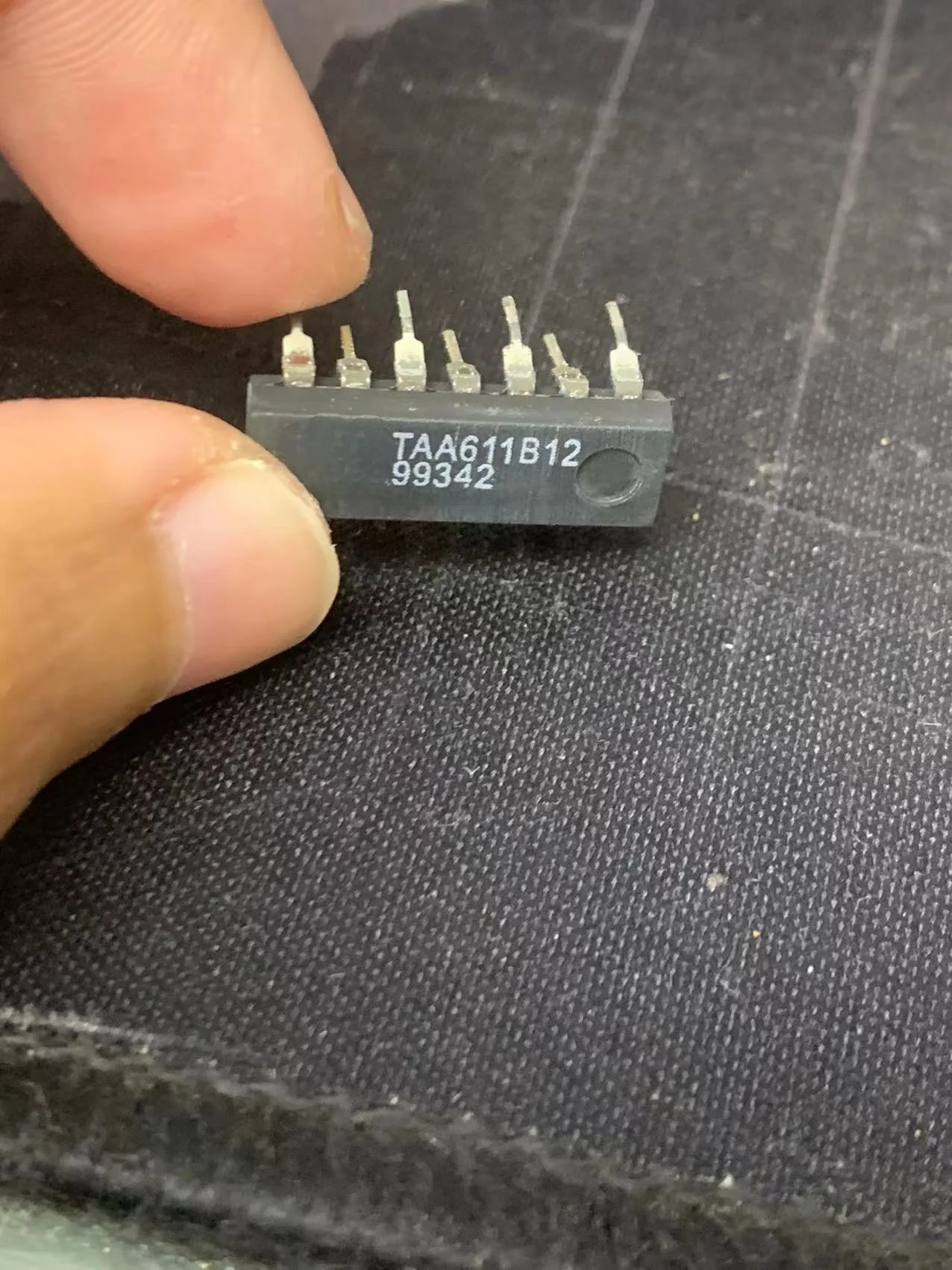 TAA611B12  BOM matching / one-stop chip purchase original