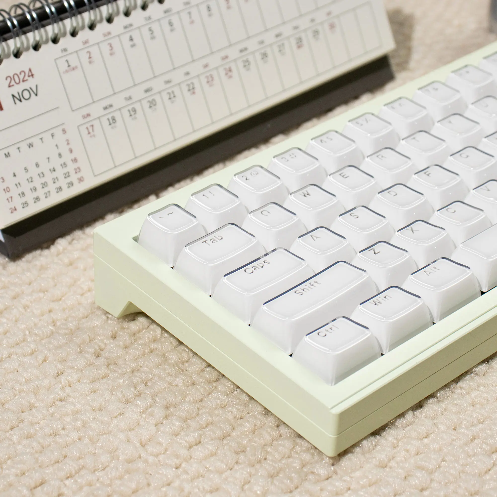 

136 Keys White Jello Crystal RGB Backlit PC Keycaps Translucent Clear ABS Key caps ASA Profile for MX Switches Gaming Keyboard