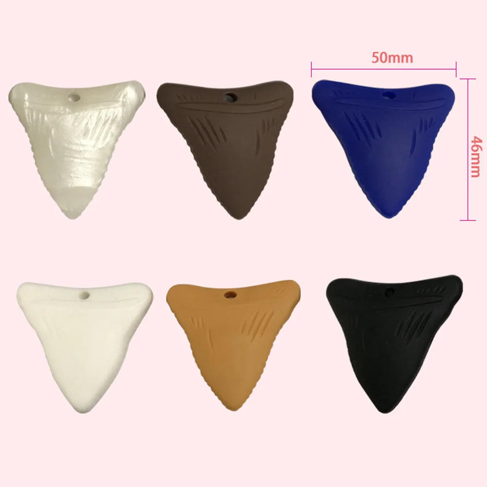 

3Pcs Silicone Baby Teether Simple Shape Molar Pendant Durable Soft Textured Surfaces for Autistic Children Teething Necklace