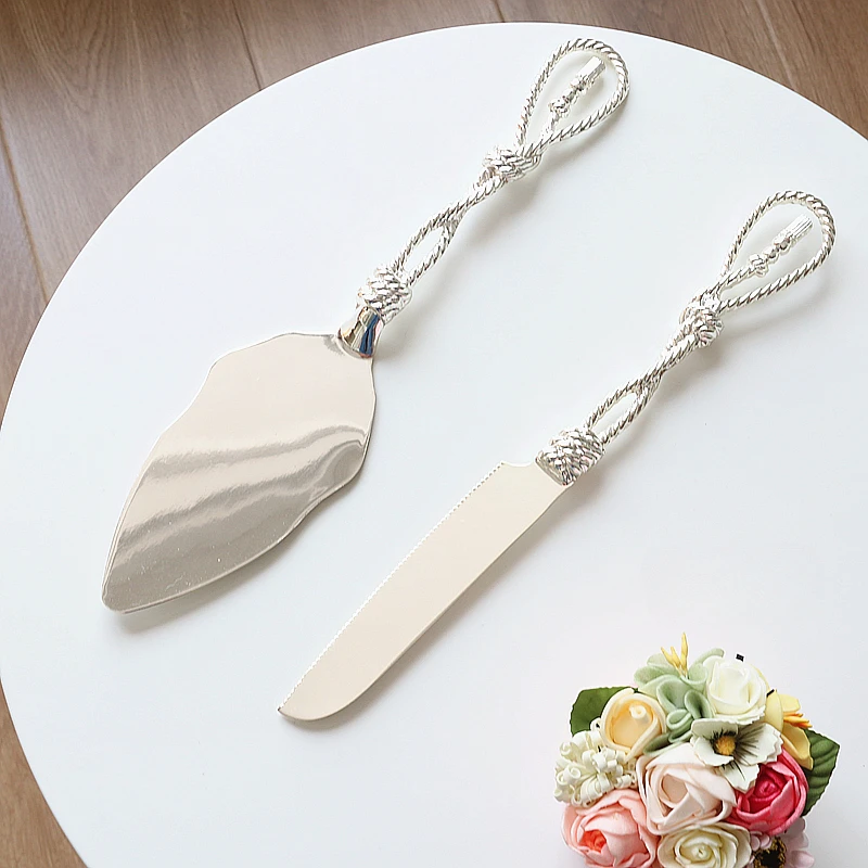 European Silver-plated Cake Triangle Shovel Western Bread Knife Exquisite Birthday Wedding Decoration Creative Cake Knife Shovel