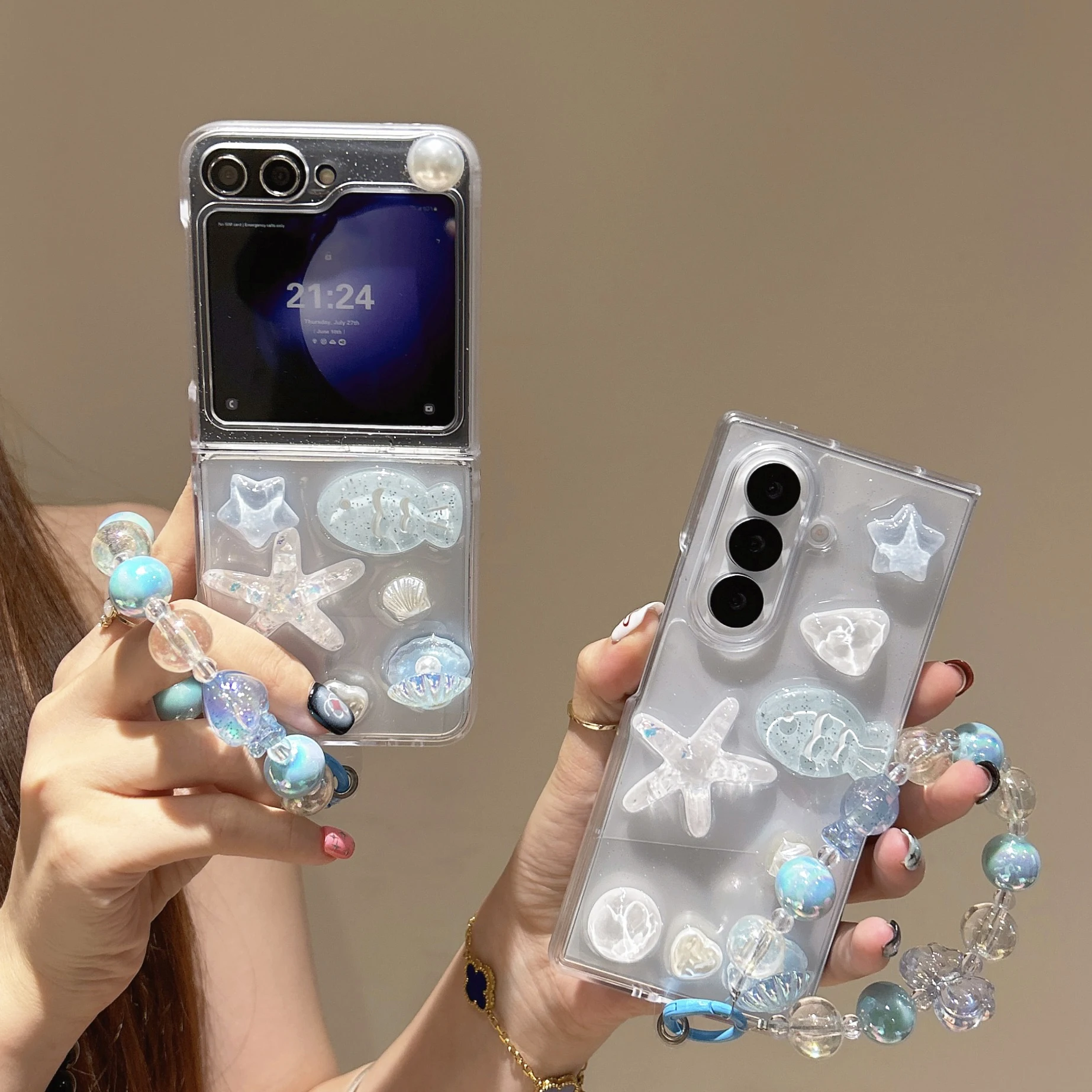 

Back Cover For Samsung Galaxy Z Flip/Fold 7 6 5 4 Case Glitter Pearl Shell Star Fish Diamond Butterfly Bracelet Chain Phone Case