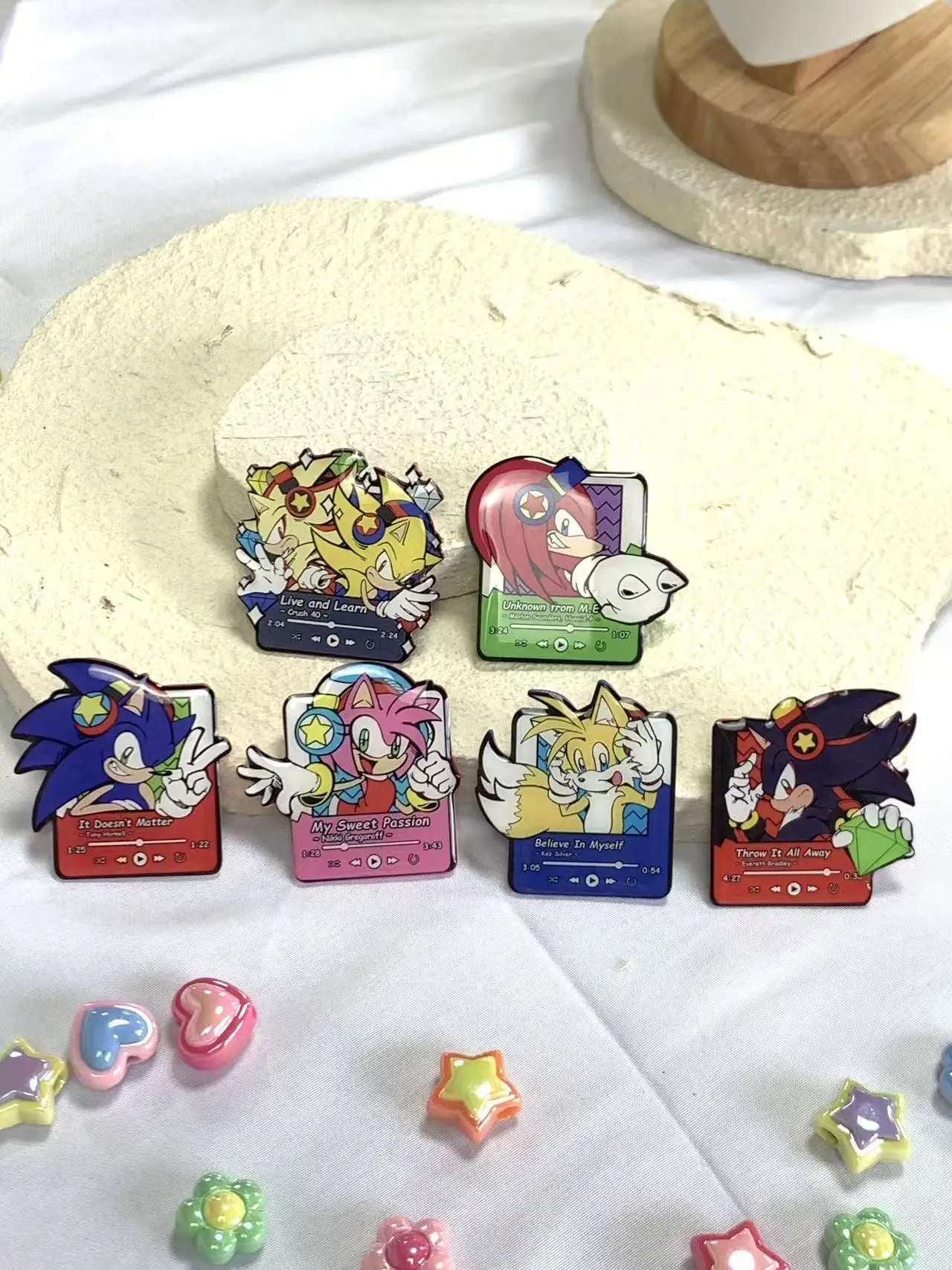Hedgehog Music Player Style Enamel Pins Set 6 Pcs Featuring Game, Amy, Tails & More with Theme Songs, High-Quality Collectible