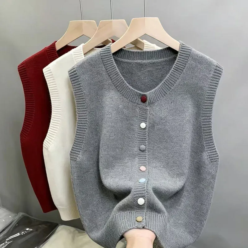 Bear Embroidered Knitted Vest Women Korean Loose Single Breasted Sleeveless Knitwear Fall Sweet Preppy All Match Cardigan Tank