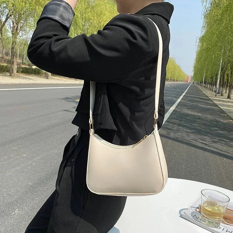 2022 New Women Fashion Handbags Retro Solid Color PU Leather Shoulder Underarm Bag Casual Women Hobos Handbags Bolso Mujer