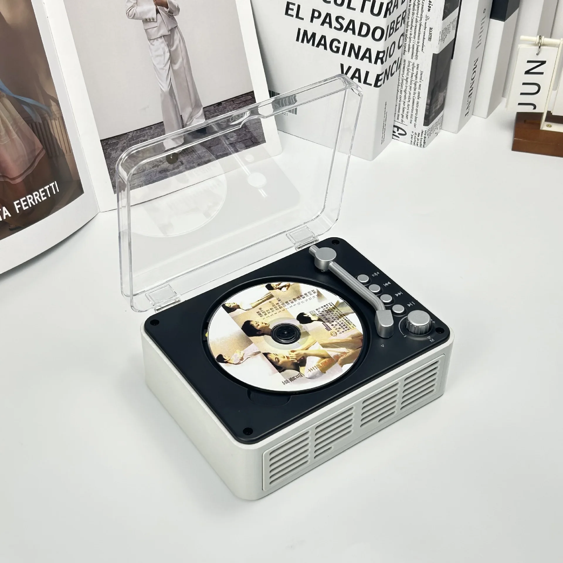 Vintage multi-functional CD player, cross-border music box, Bluetooth speaker, radio, domestic entertainment album CD player