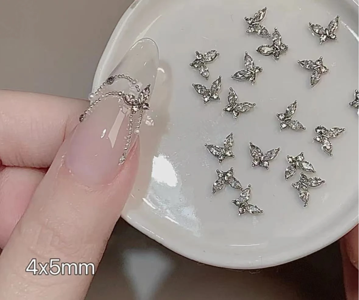 Mini Fingertip High Crystal Butterfly Nail Decorations Horse Eye Zircon Shiny Metallic Copper Alloy Temperament Nail Accessories