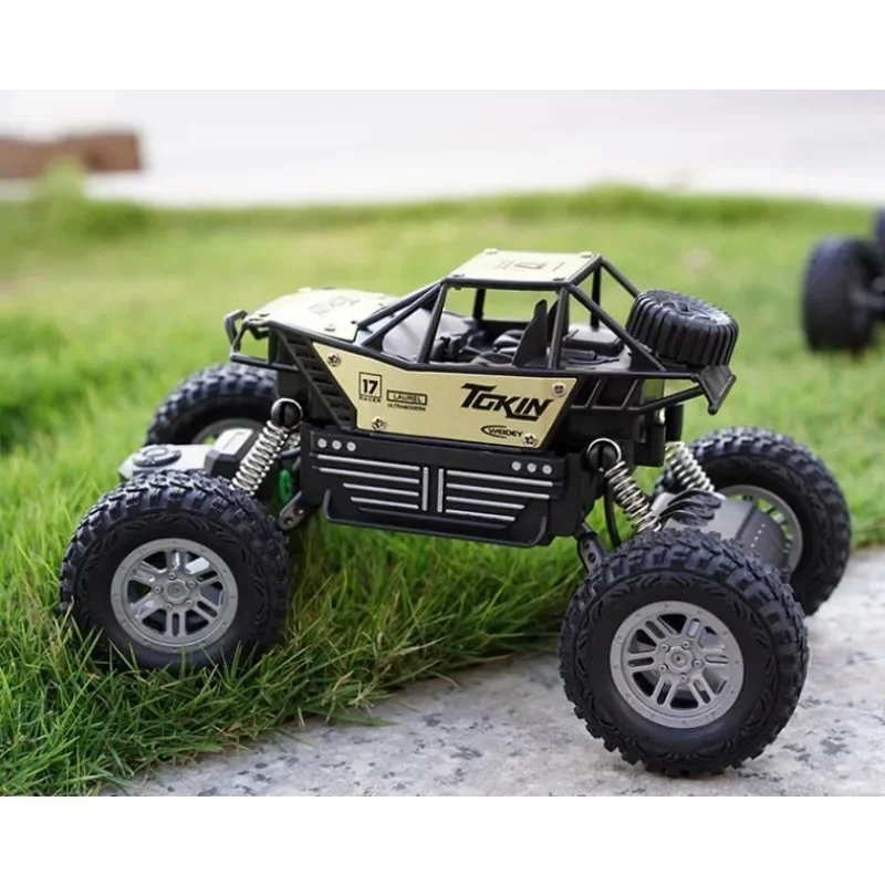 

cool stuff 4x4 rc car gift set:new 1:20 alloy high-speed remote control car,bigfoot off-road rc drift car,electric car kids toys