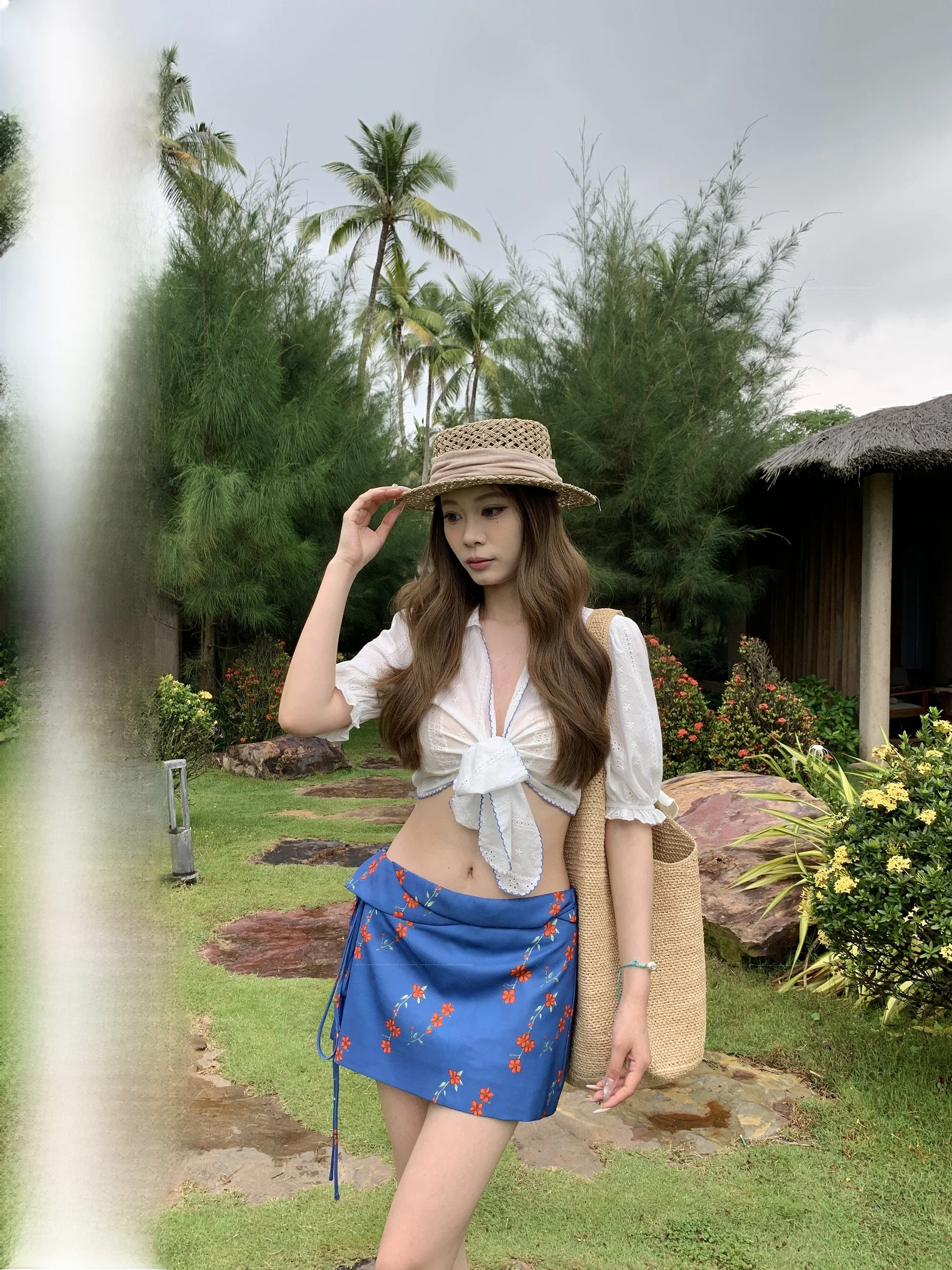 

Miaohome Island Vaion Floral Print Women's Set White Hollow out Top Blue ort Skirt High Waist Summer Spring Faion