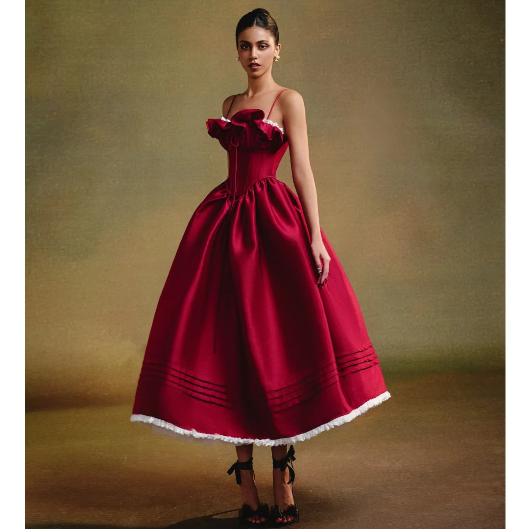 فساتين سهرة بطول الشاي الأحمر امرأة السباغيتي الأشرطة فستان حفلات الزفاف مخصص الأزهار الساتان فستان حفلات فساتين رسمية