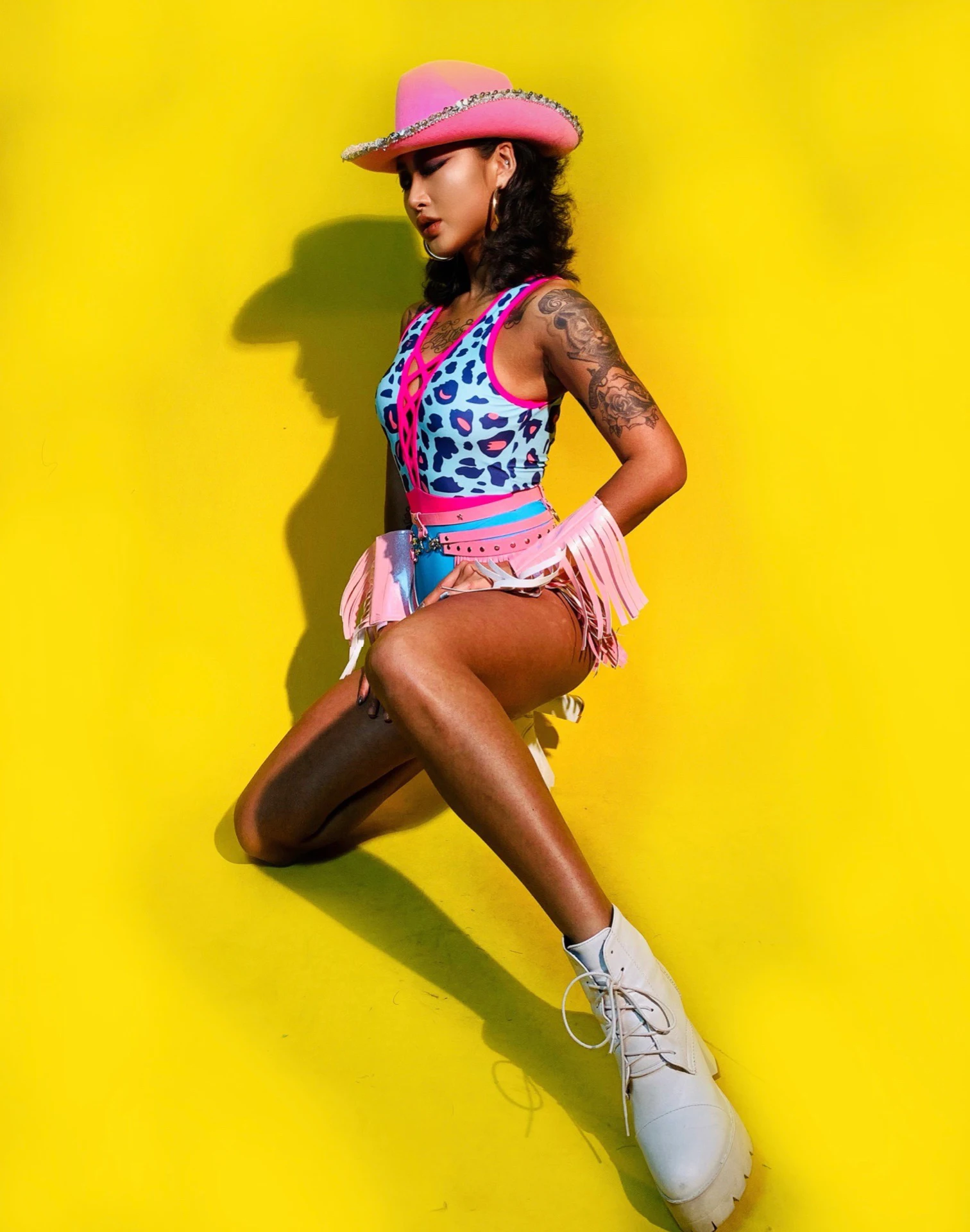 Kostium do tańca Gogo w klubie nocnym Cow Boy 2025, strój hip-hopowy, jazzowy, body w panterkę, ubranie na imprezę, do baru, dla DJ-a, odzież rave yj425