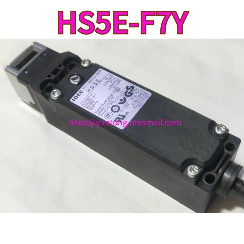 Used electromagnetic safety switch HS5E-F7Y