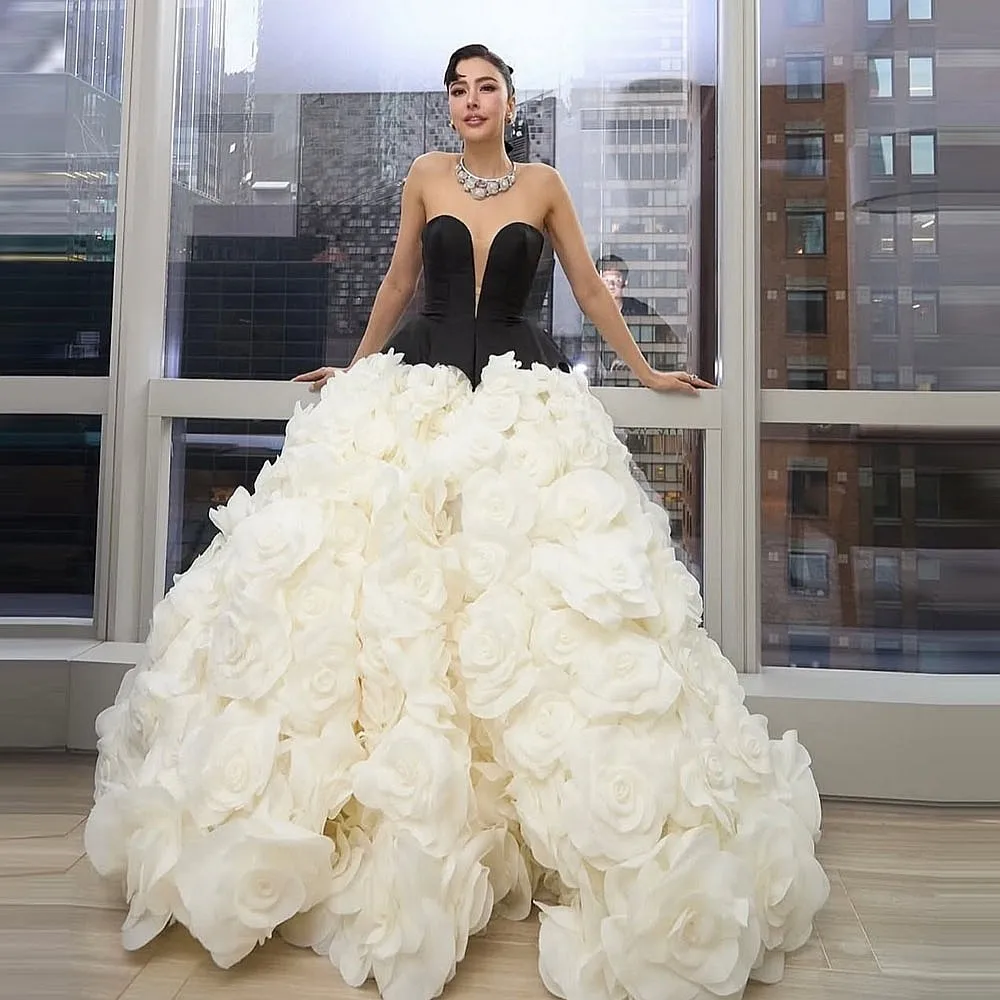 

Princess Ball Gown Prom Dresses With 3D Rose Flowers Girls Birhtday Gowns Wedding Bridal Dress For Photoshoots