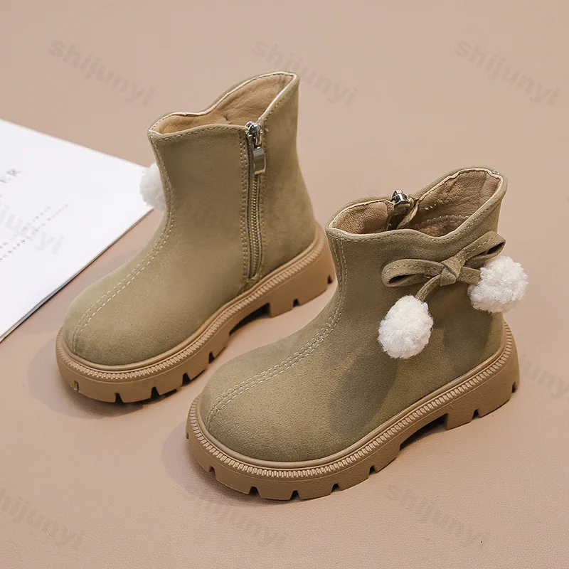 الفتيات الحلو القوس الدافئة شعر عالية أعلى أحذية بوت قصيرة 2025 الشتاء الأطفال الرجعية تنوعا Pluch مريحة عدم الانزلاق القطن الأحذية