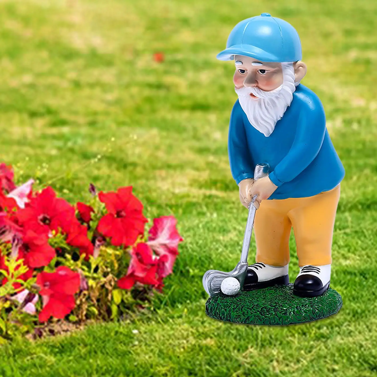 Golfing Garden Statue Dwarf Sculpture Resin Mini Gnome Figurine Golf Playing Figure for Golf Club Shelf Living Room Bookcase