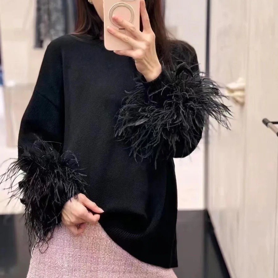 سترة سوداء المرأة ريش النعام كم طويل رقبة مستديرة بلوفر مغزول قمة الخريف الحلو