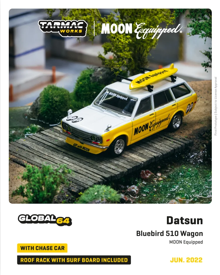 

Tarmac Works 1:64 Datsun Bluebird 510 Wagon MOON Equipped