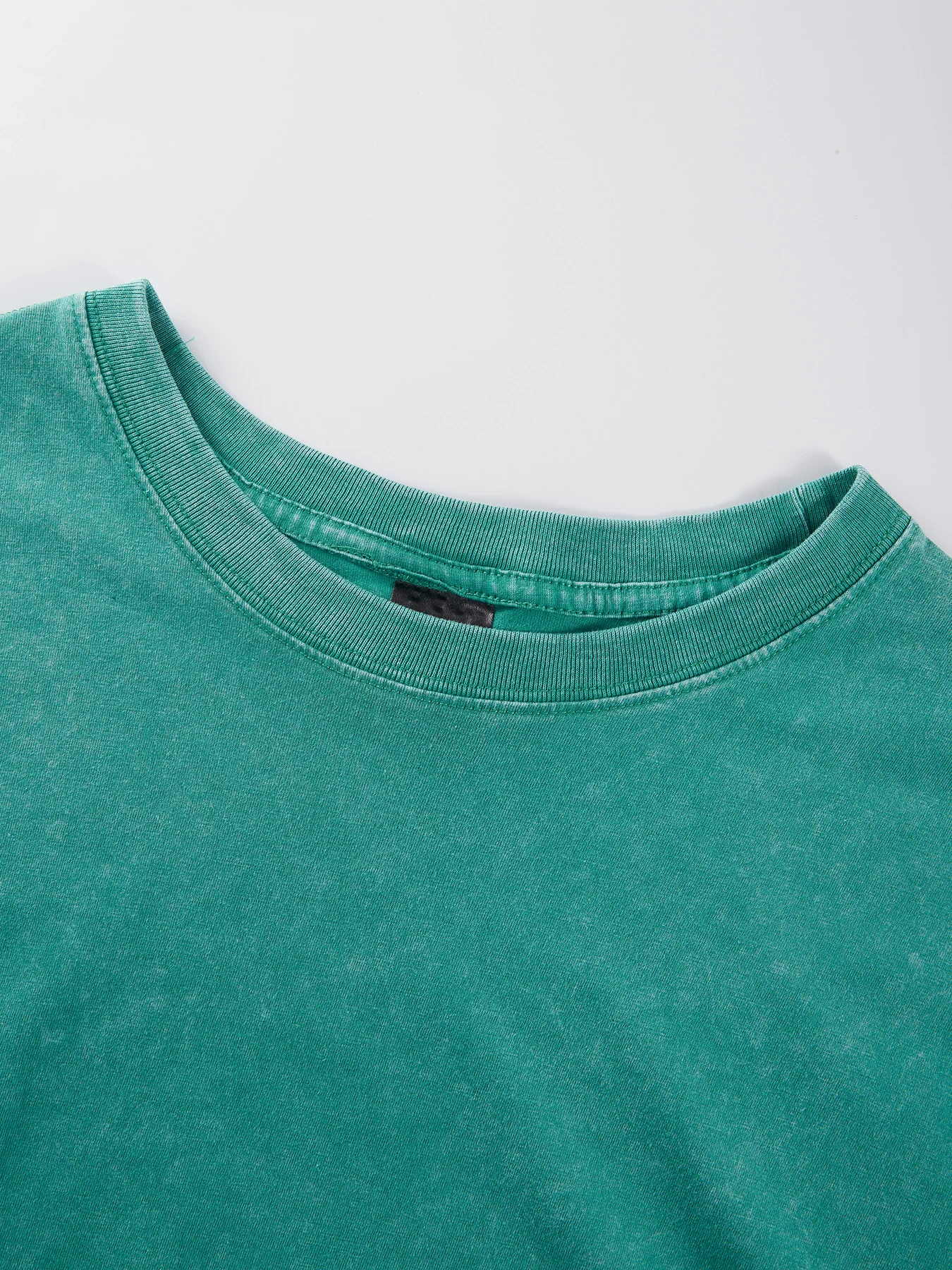 سعيد اللعب الأطفال نمط ريترو تي شيرت الرجال الصيف الملابس الناعمة العصرية Crewneck غسلها القمم كبيرة الحجم القطن الشارع الشهير